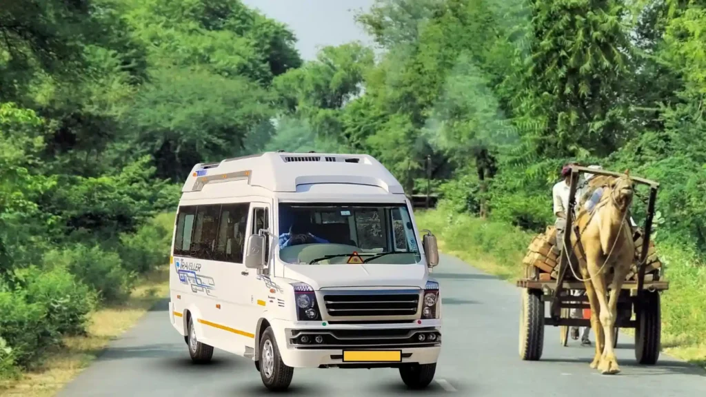 what to look for in the best tempo traveller 1